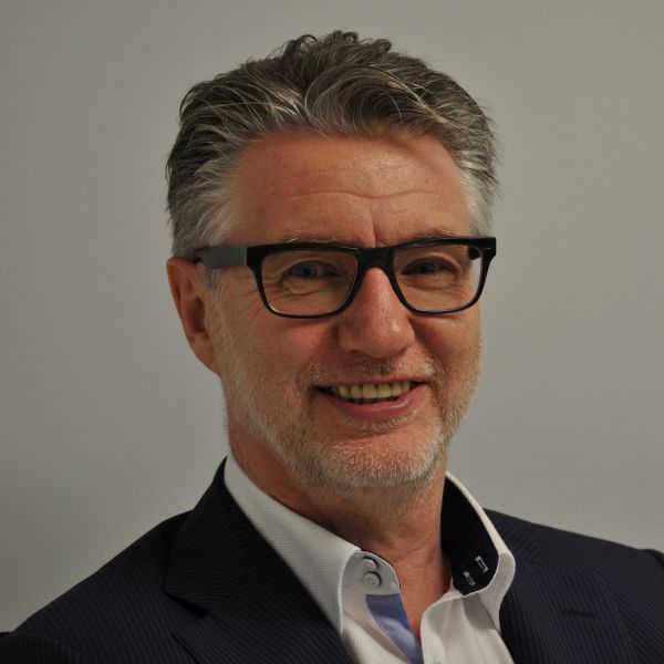 Van den Bergh Tony
